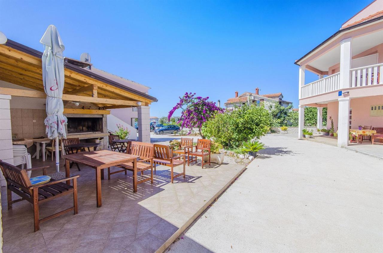 Apartments Hrgovic روغوزنيكا المظهر الخارجي الصورة
