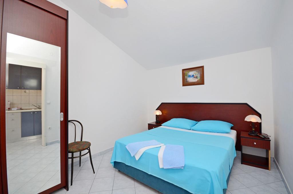 Apartments Hrgovic روغوزنيكا المظهر الخارجي الصورة