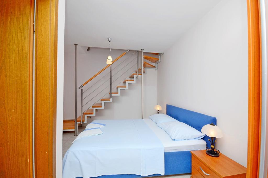 Apartments Hrgovic روغوزنيكا المظهر الخارجي الصورة