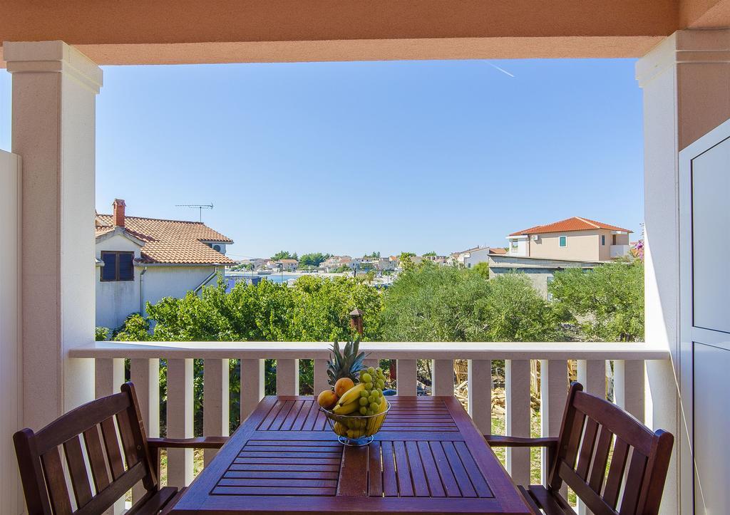 Apartments Hrgovic روغوزنيكا المظهر الخارجي الصورة