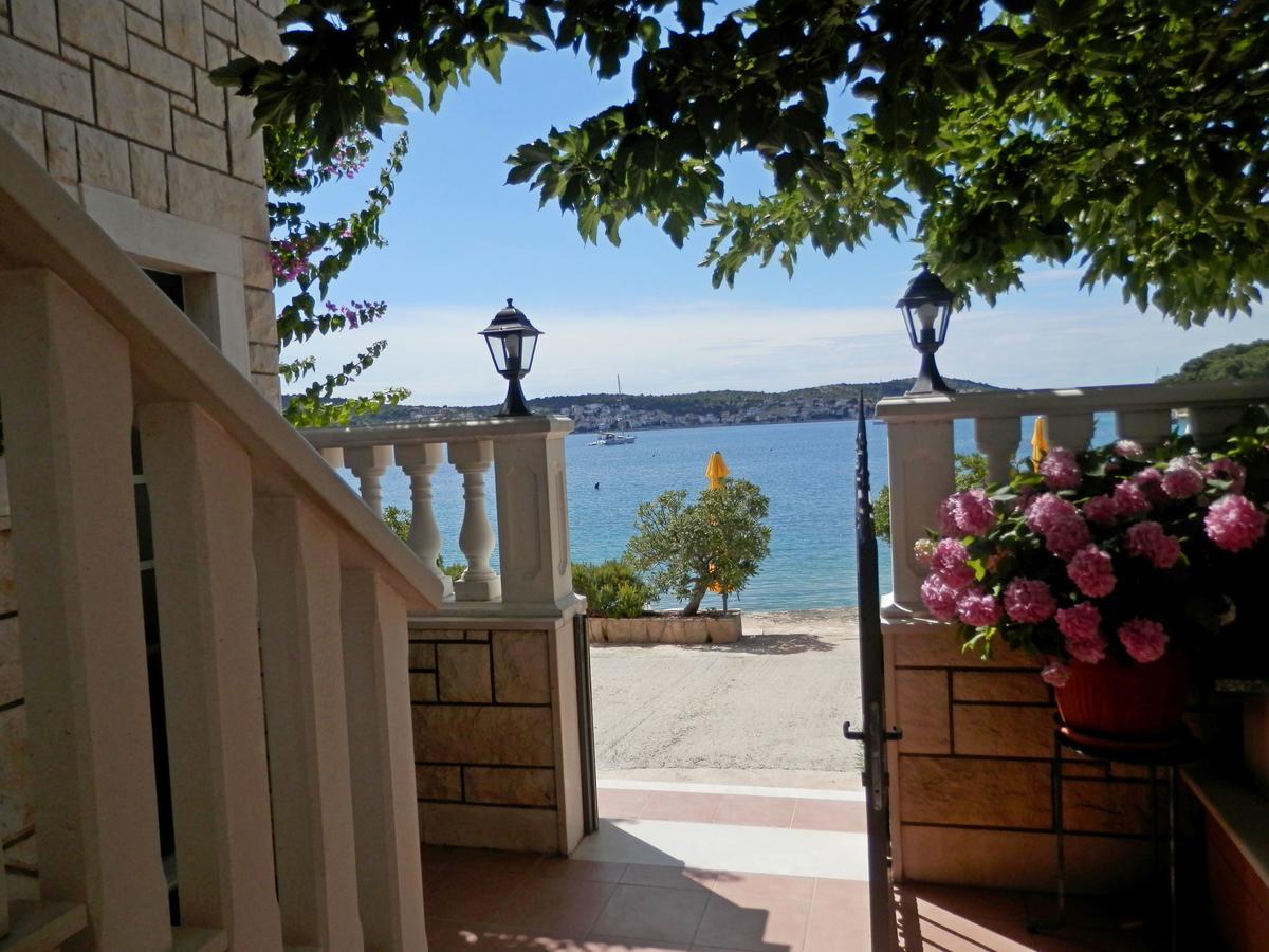 Apartments Hrgovic روغوزنيكا المظهر الخارجي الصورة