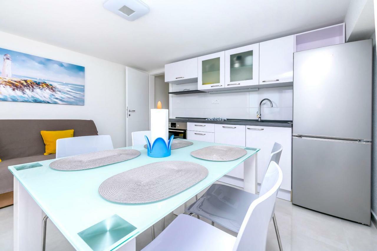 Apartments Hrgovic روغوزنيكا المظهر الخارجي الصورة