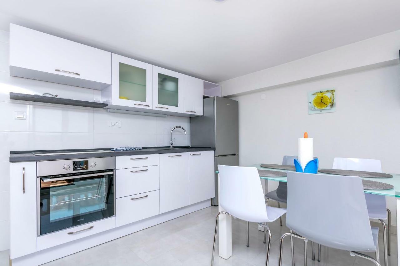 Apartments Hrgovic روغوزنيكا المظهر الخارجي الصورة