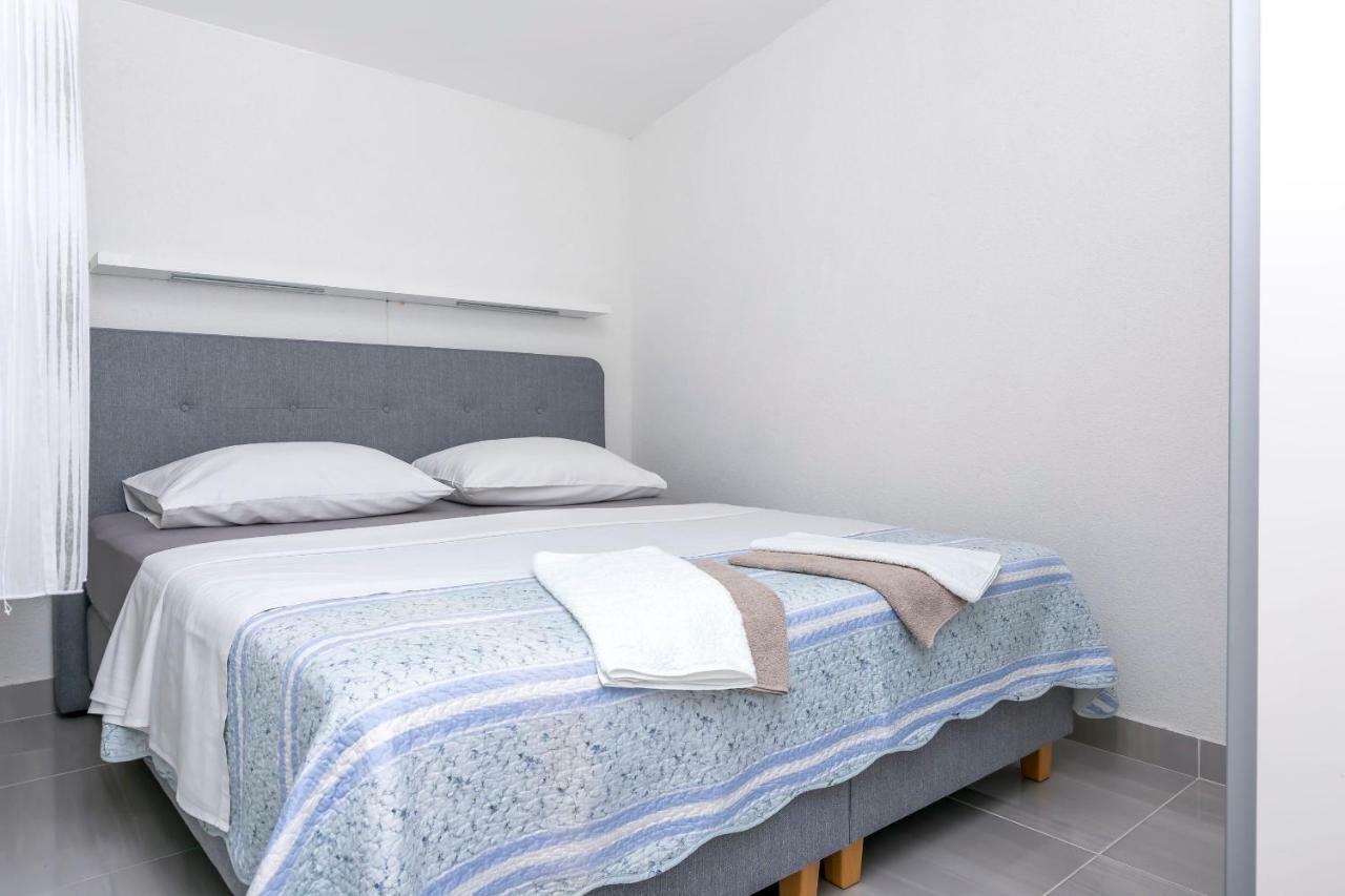 Apartments Hrgovic روغوزنيكا المظهر الخارجي الصورة